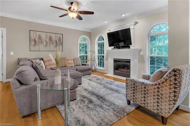 $602,500 | 1106 Appaloosa Court, Summerfield, NC 27358