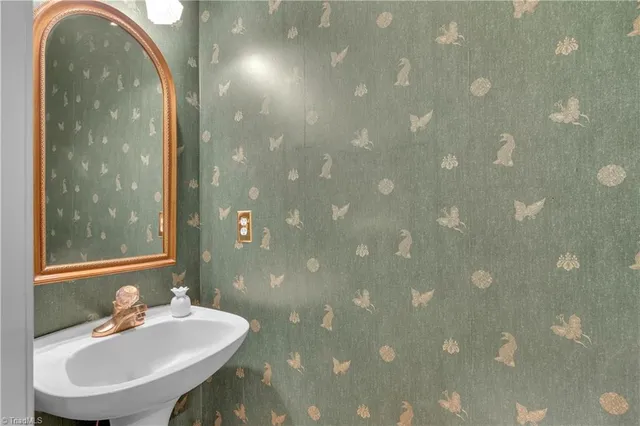 $602,500 | 1106 Appaloosa Court, Summerfield, NC 27358