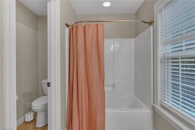 $602,500 | 1106 Appaloosa Court, Summerfield, NC 27358