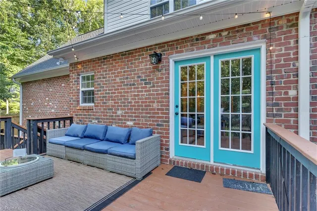 $602,500 | 1106 Appaloosa Court, Summerfield, NC 27358