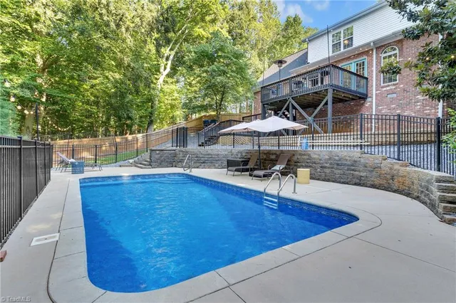 $602,500 | 1106 Appaloosa Court, Summerfield, NC 27358