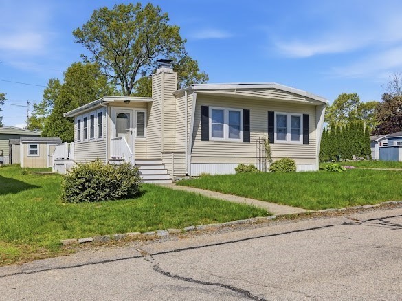 3 Holly Road Taunton, MA 02780 - Photo 3 of 40