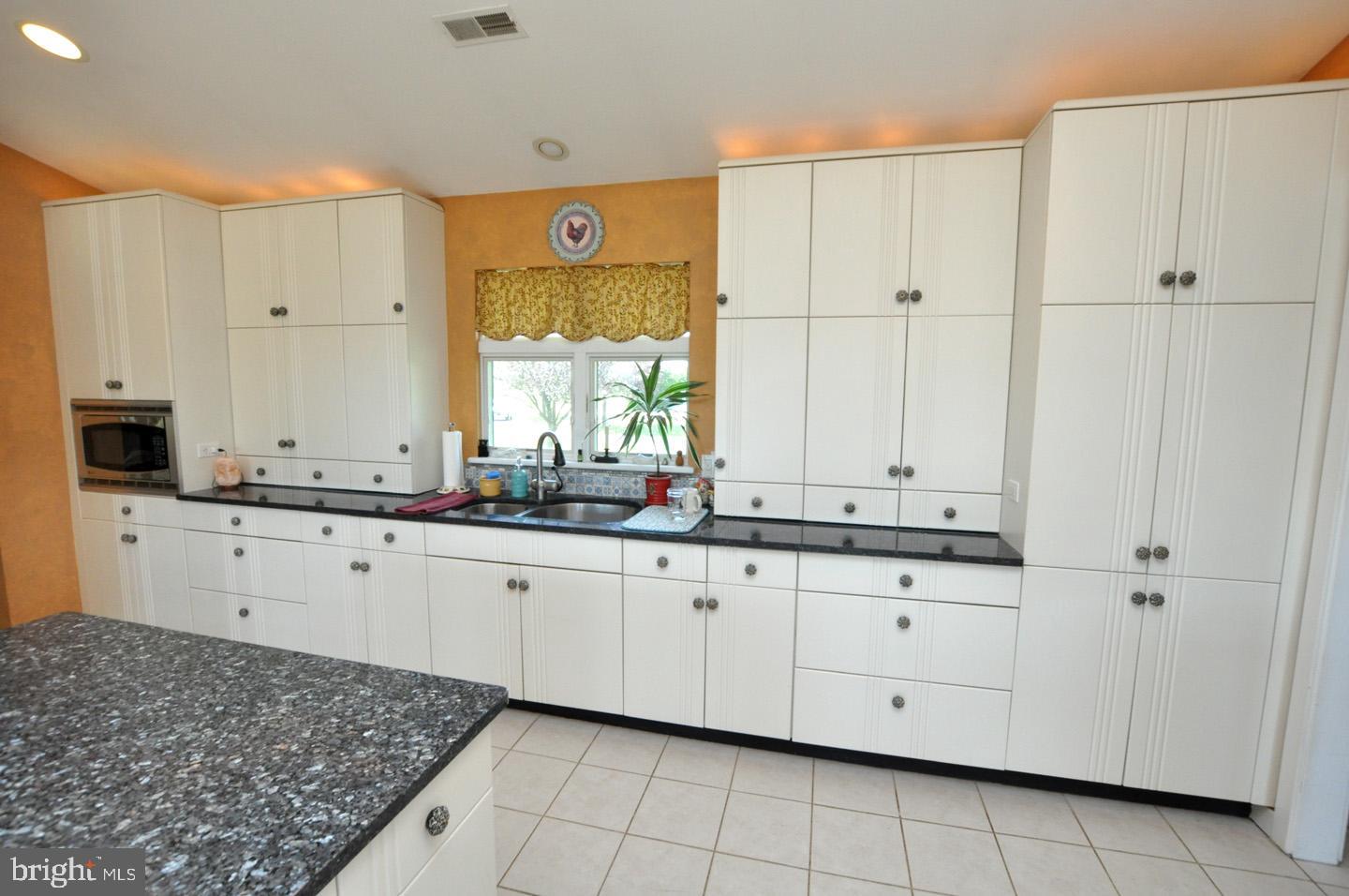 56 Folwell Station Road Jobstown, NJ 08041 - Photo 14 of 38