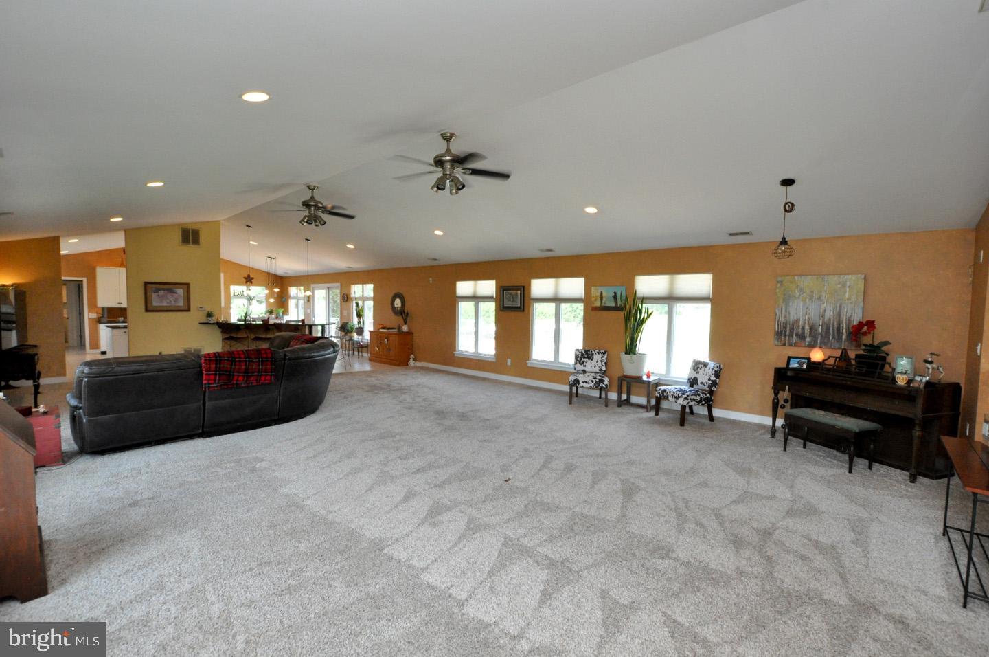 56 Folwell Station Road Jobstown, NJ 08041 - Photo 5 of 38