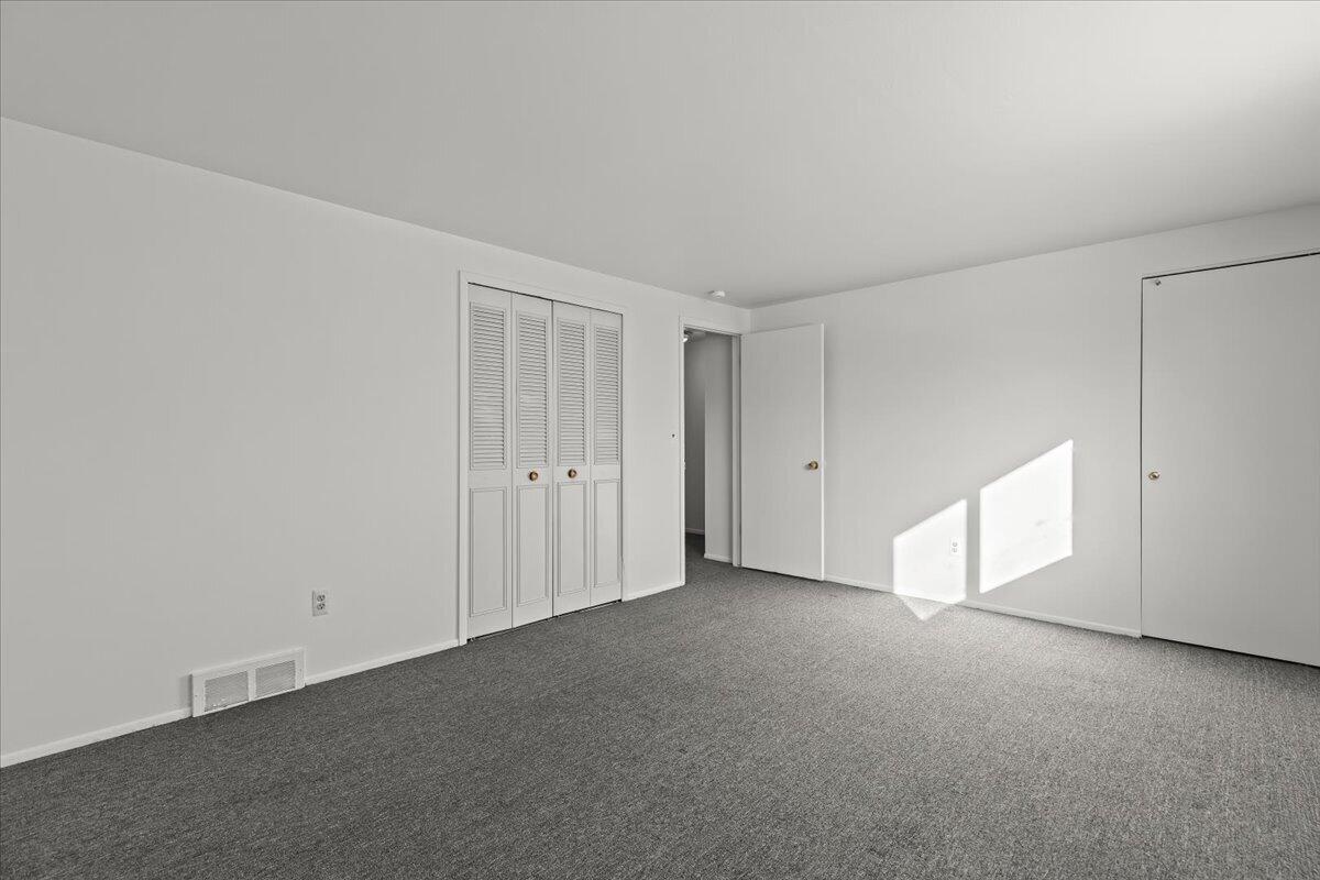 5925-5929 Inkster Road Garden City, MI 48135 - Photo 18 of 46 5925 Inkster Rd