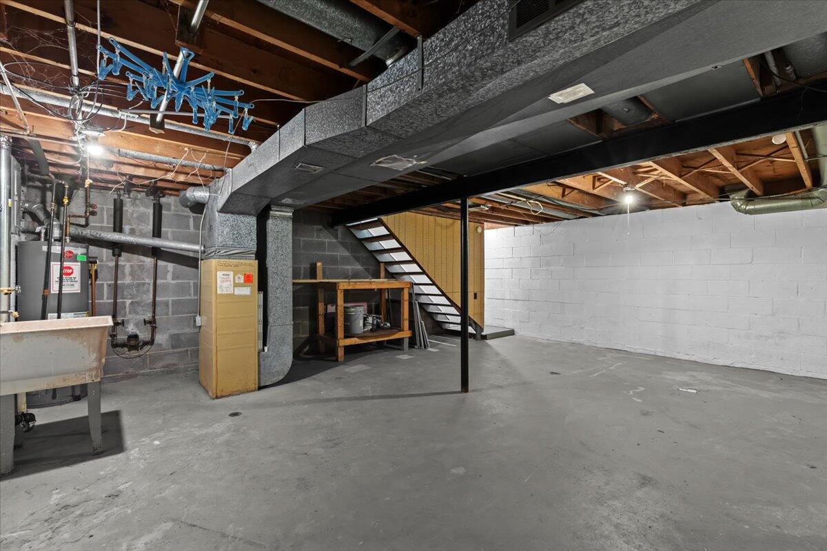 5925-5929 Inkster Road Garden City, MI 48135 - Photo 23 of 46 5925 Inkster Rd