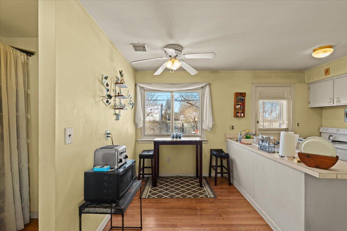 5925-5929 Inkster Road Garden City, MI 48135 - Photo 32 of 46 5929 Inkster Rd