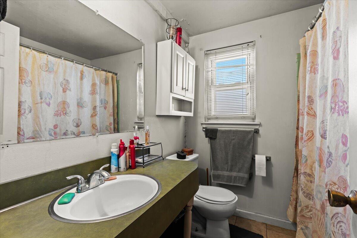 5925-5929 Inkster Road Garden City, MI 48135 - Photo 37 of 46 5929 Inkster Rd