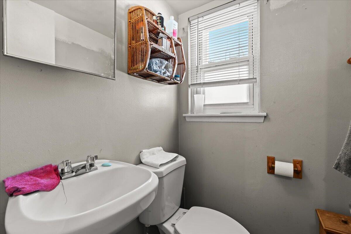 5925-5929 Inkster Road Garden City, MI 48135 - Photo 38 of 46 5929 Inkster Rd