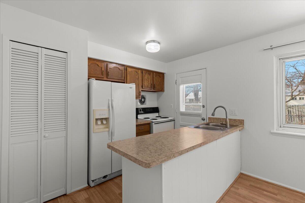 5925-5929 Inkster Road Garden City, MI 48135 - Photo 8 of 46 5925 Inkster Rd