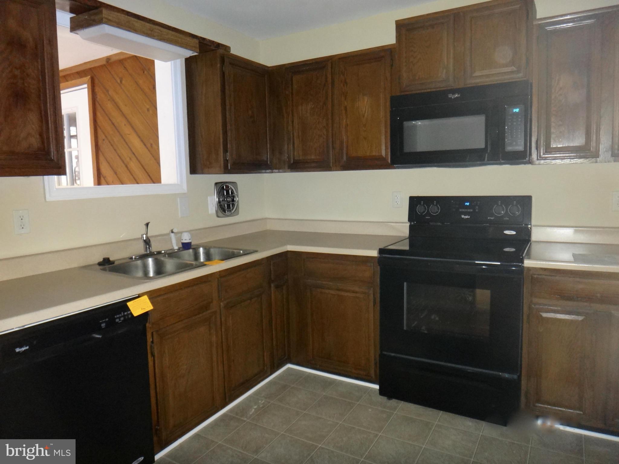 514 Old Waugh Chapel Road Odenton, MD 21113 - Photo 10 of 24 Kitchen
