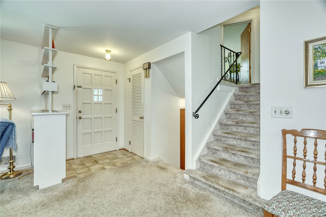 226 Dickinson Road Webster, NY 14580 - Photo 8 of 50