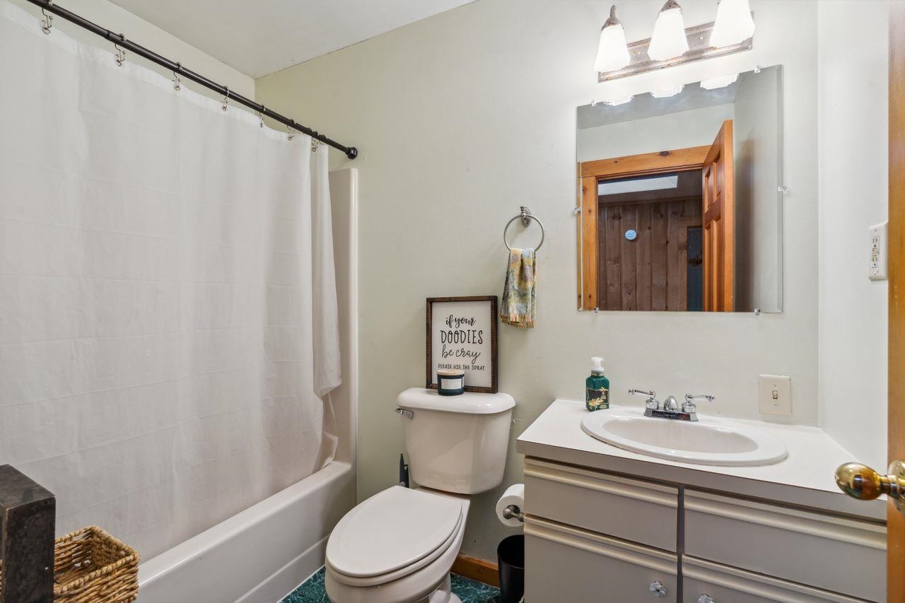 43 Rogers Road Haverhill, NH 03785 - Photo 14 of 40