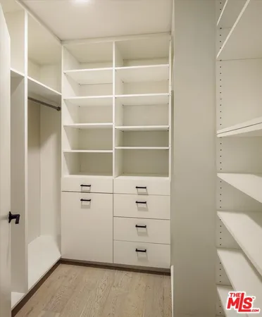 $799,950 | 9761 VÃa Pavia, Burbank, CA 91504