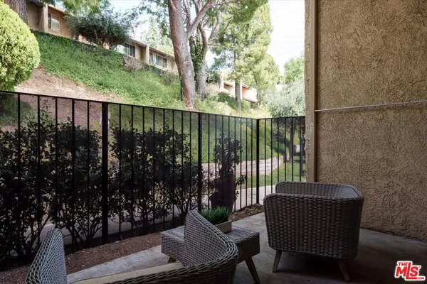 $799,950 | 9761 VÃa Pavia, Burbank, CA 91504