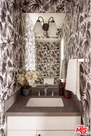 $799,950 | 9761 VÃa Pavia, Burbank, CA 91504