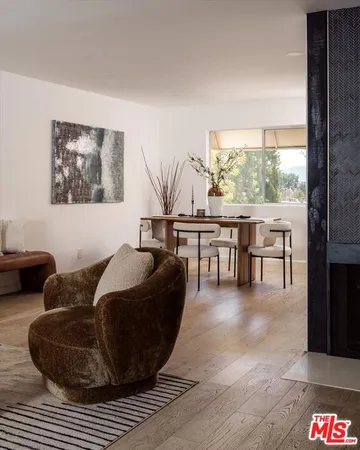 $799,950 | 9761 VÃa Pavia, Burbank, CA 91504