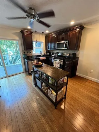 $5,300 | 429 East 6th Street, Unit 1, Boston, MA 02127