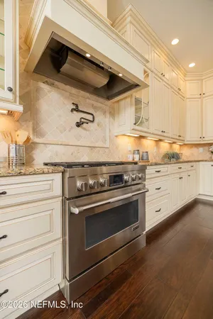 $1,300,000 | 30 Blue Hole Court, St. Johns, FL 32259