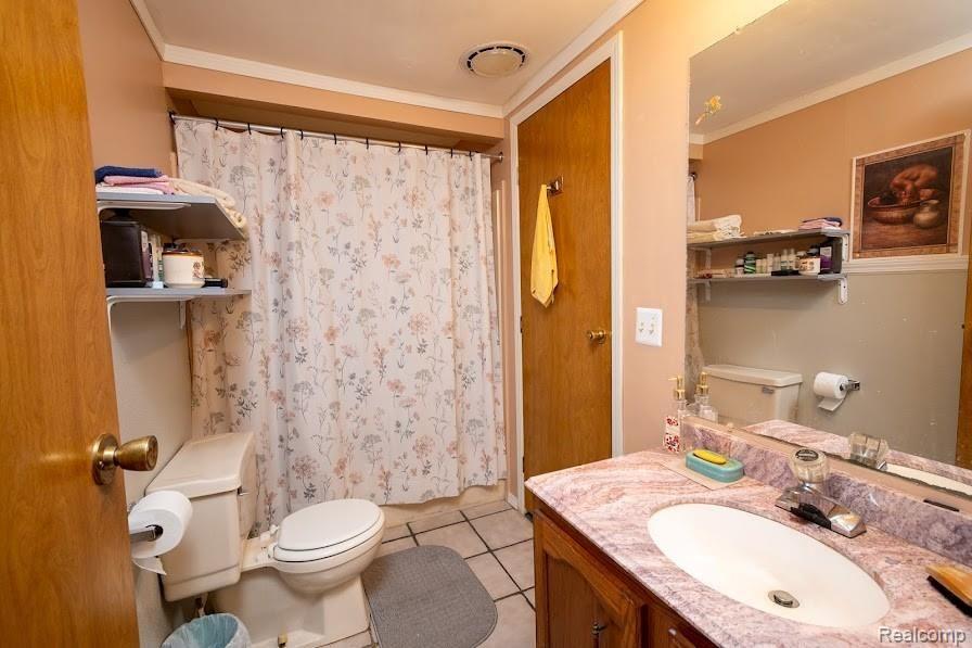 393 South Elba Road Lapeer, MI 48446 - Photo 34 of 45