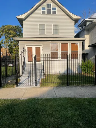 $349,000 | 557 North Leamington Avenue, Chicago, IL 60644