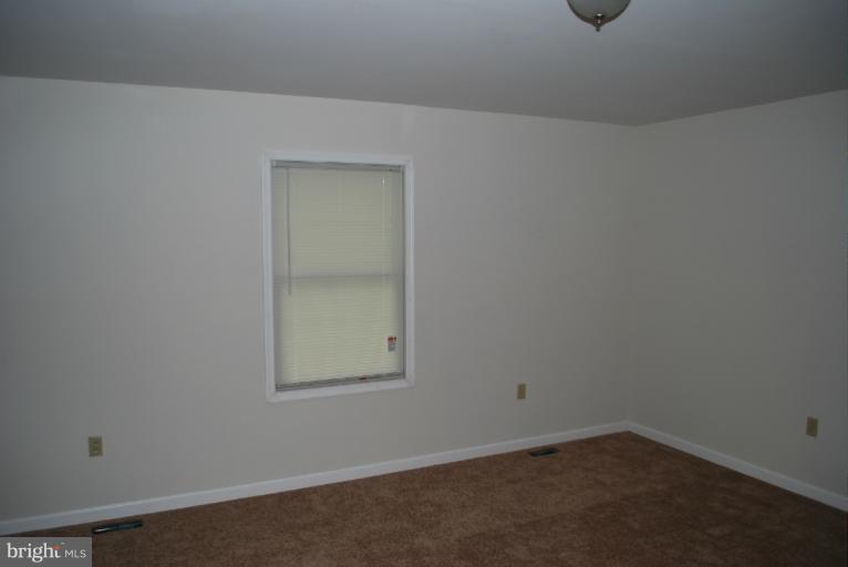 7136 Caledon Road King George, VA 22485 - Photo 17 of 20 Bedroom (Master)