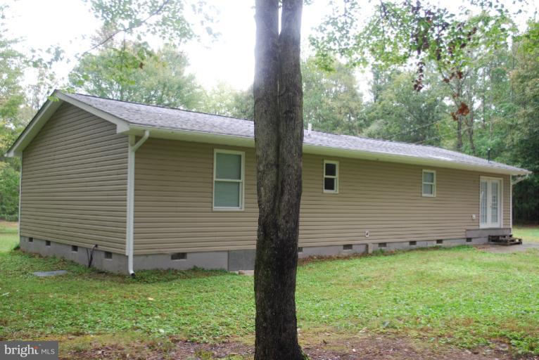 7136 Caledon Road King George, VA 22485 - Photo 7 of 20 Exterior (Rear)