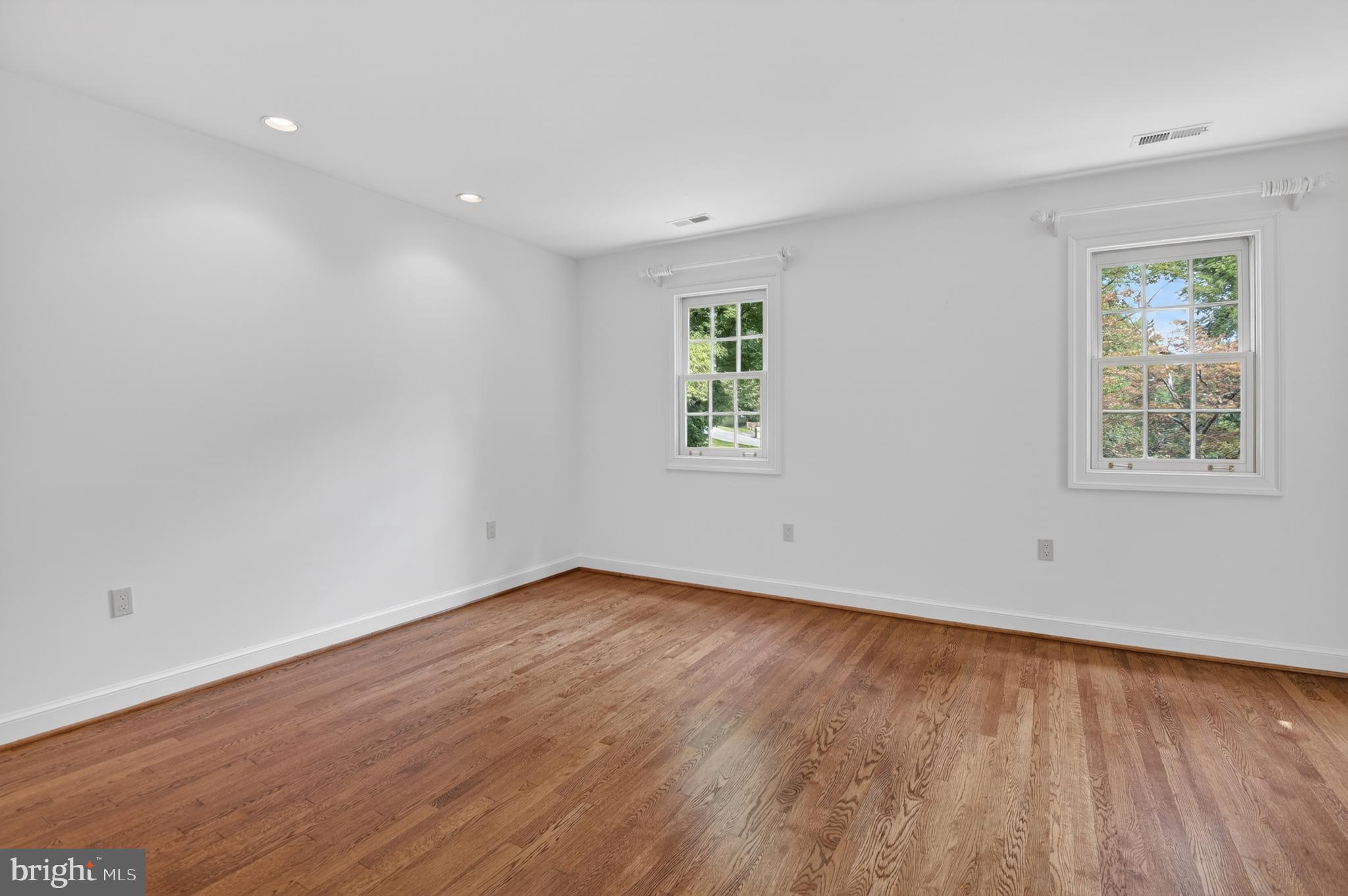 11300 Tara Road Potomac, MD 20854 - Photo 51 of 68 Gallery Image 51