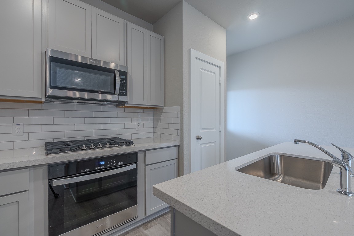 13323 Prado Rdg Lane Rosharon, TX 77583 - Photo 13 of 28