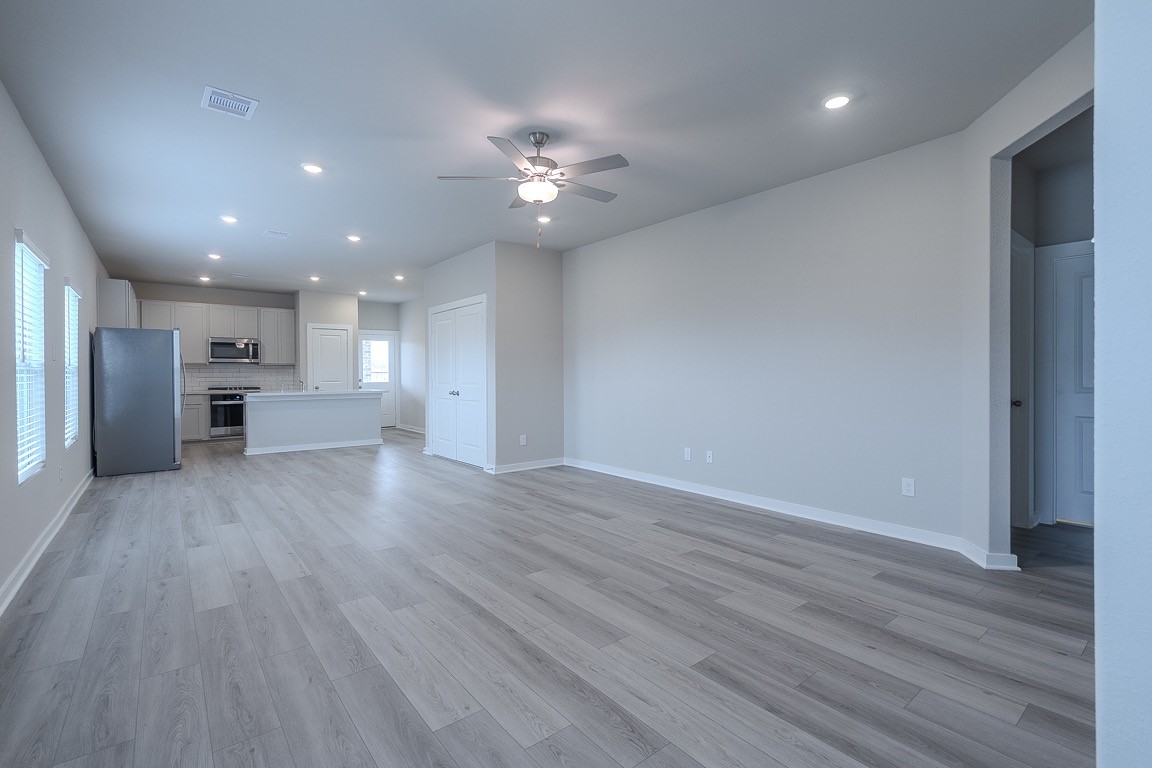 13323 Prado Rdg Lane Rosharon, TX 77583 - Photo 8 of 28