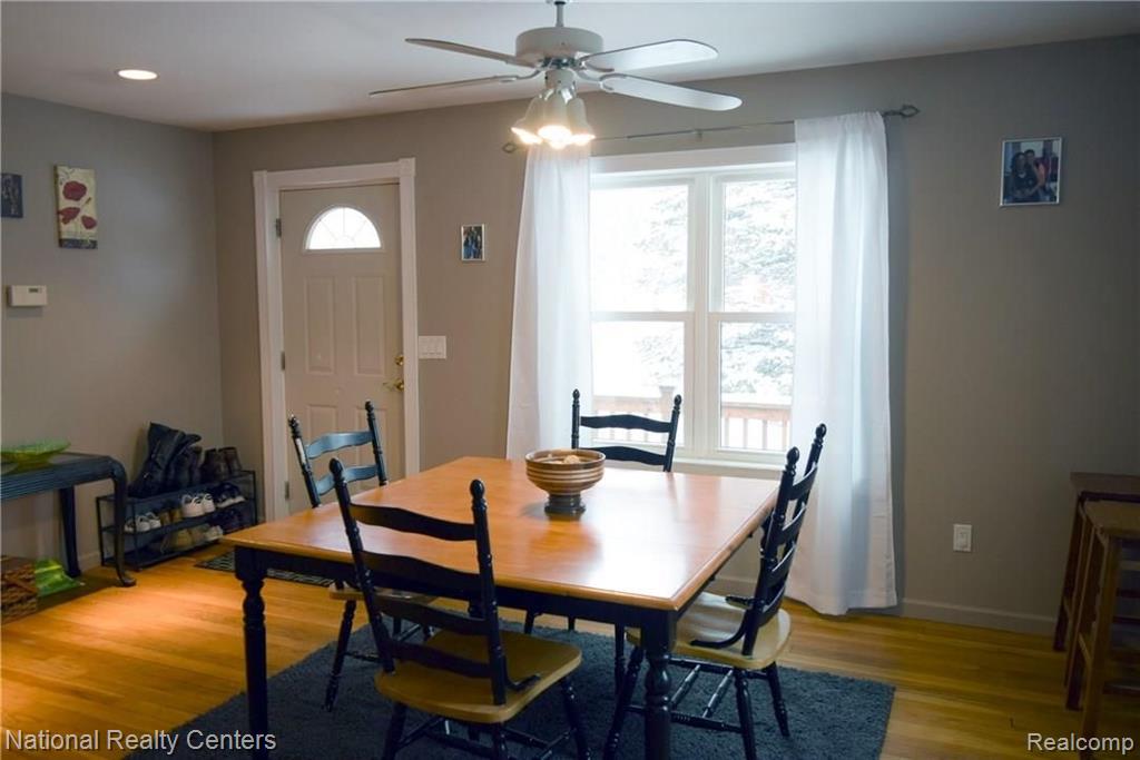 3356 Addie Street Waterford, MI 48329 - Photo 6 of 24