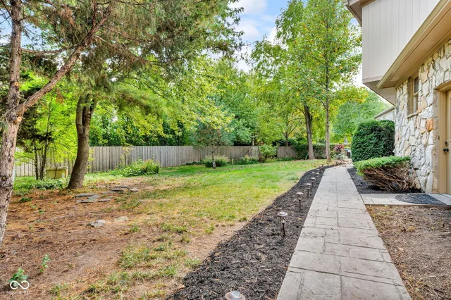 $469,900 | 9123 Behner Brook Drive, Indianapolis, IN 46250