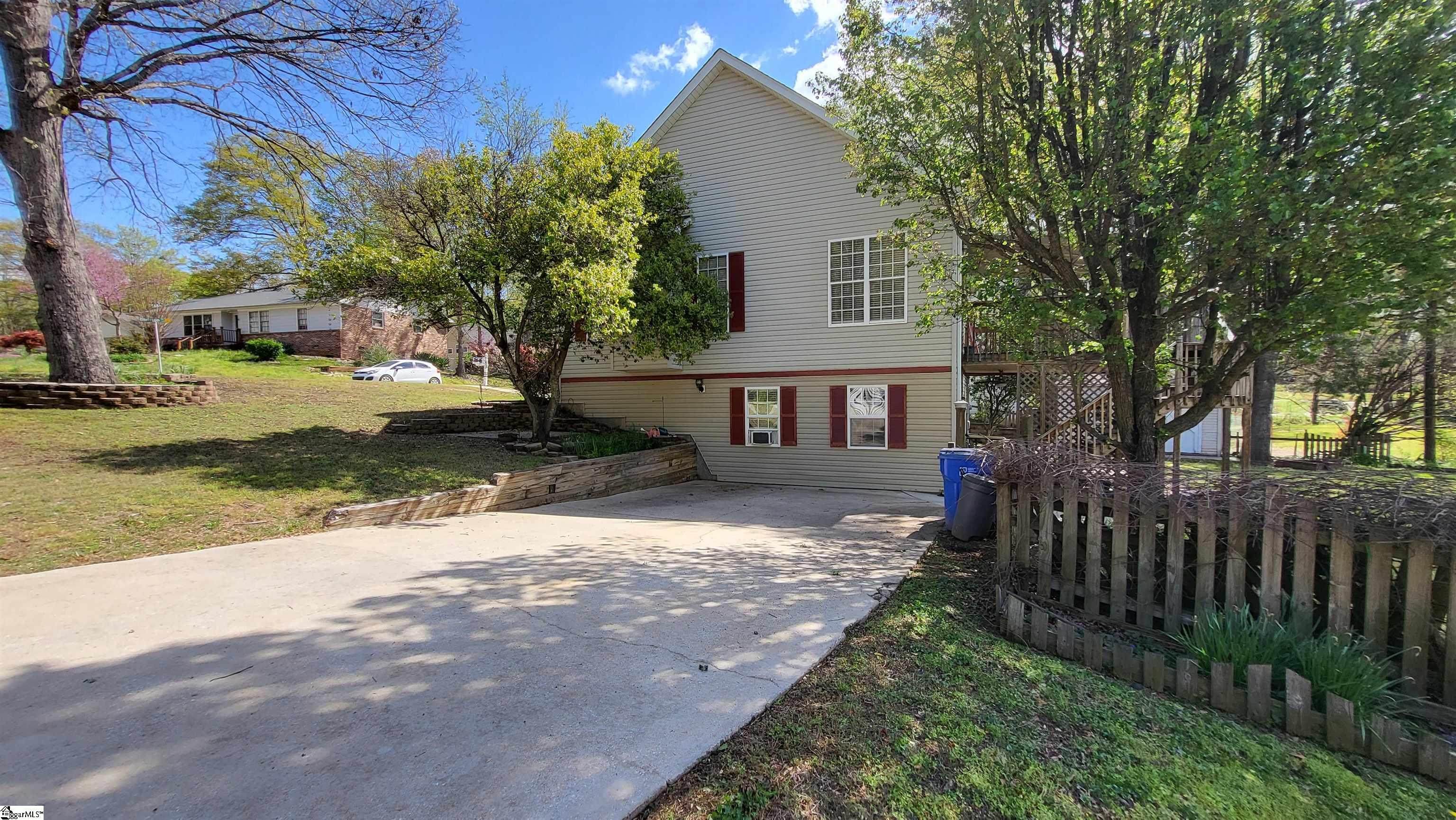 2 Bluffton Circle Taylors, SC 29687 - Photo 33 of 36