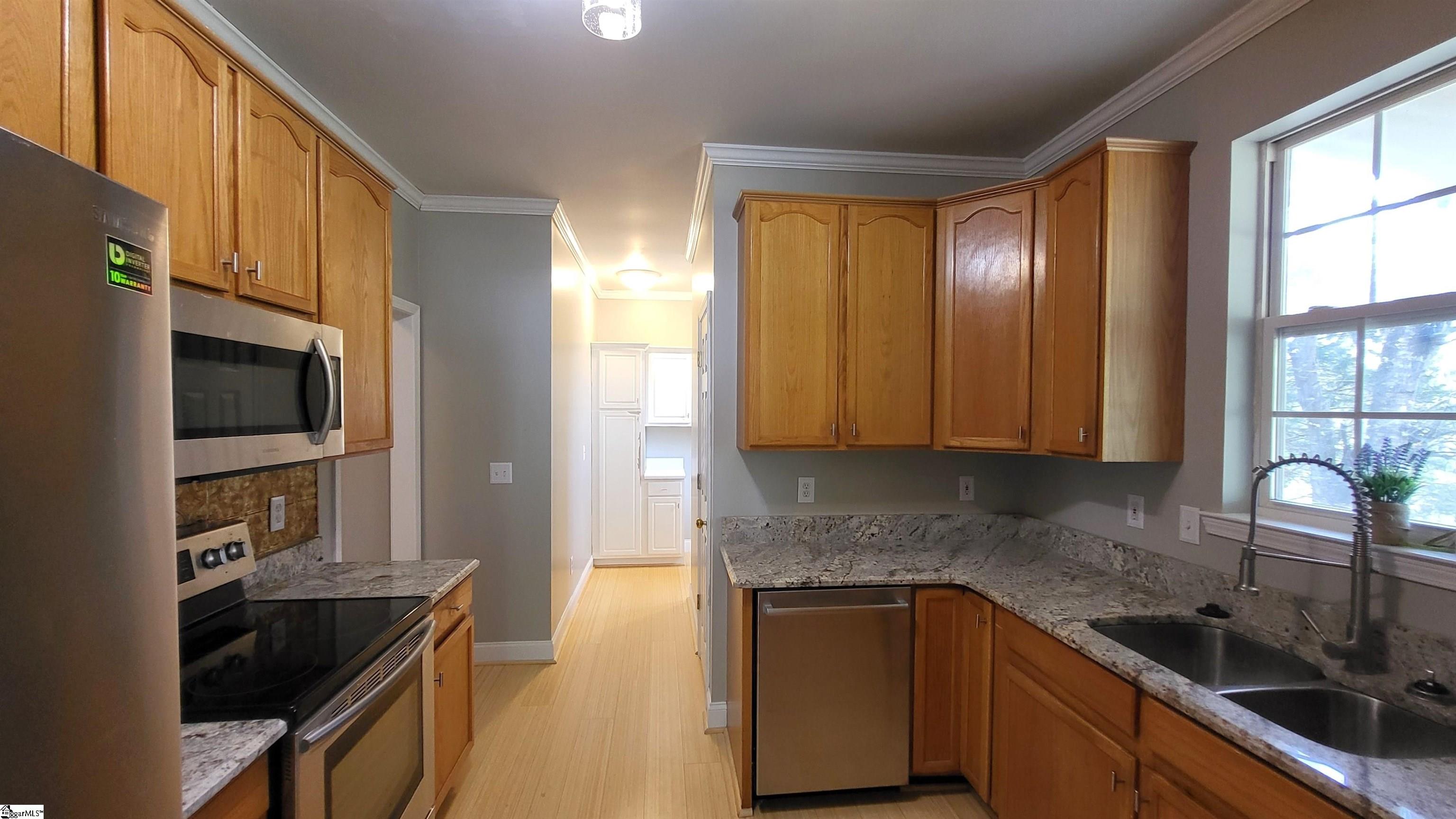 2 Bluffton Circle Taylors, SC 29687 - Photo 8 of 36