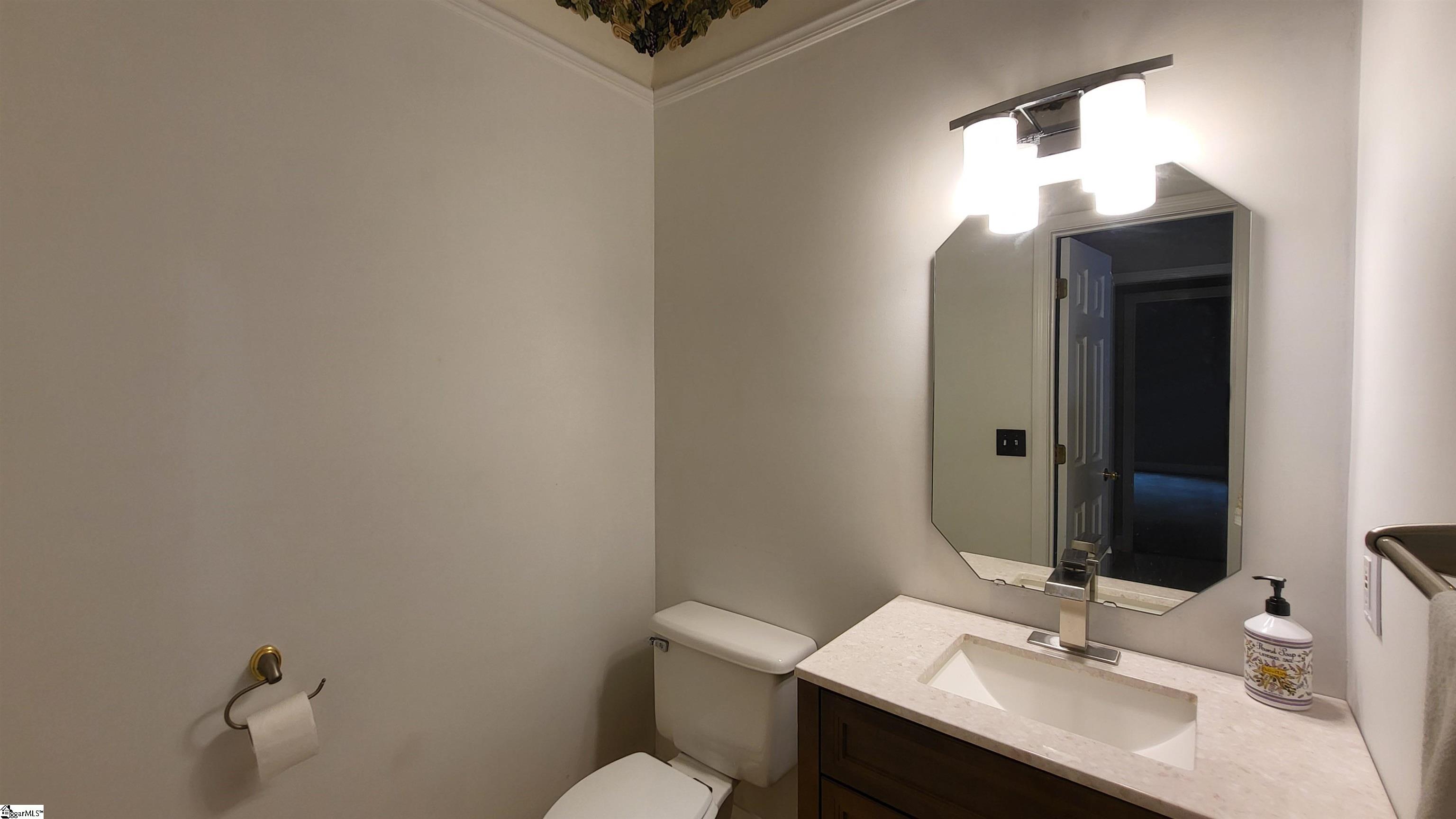 2 Bluffton Circle Taylors, SC 29687 - Photo 10 of 36