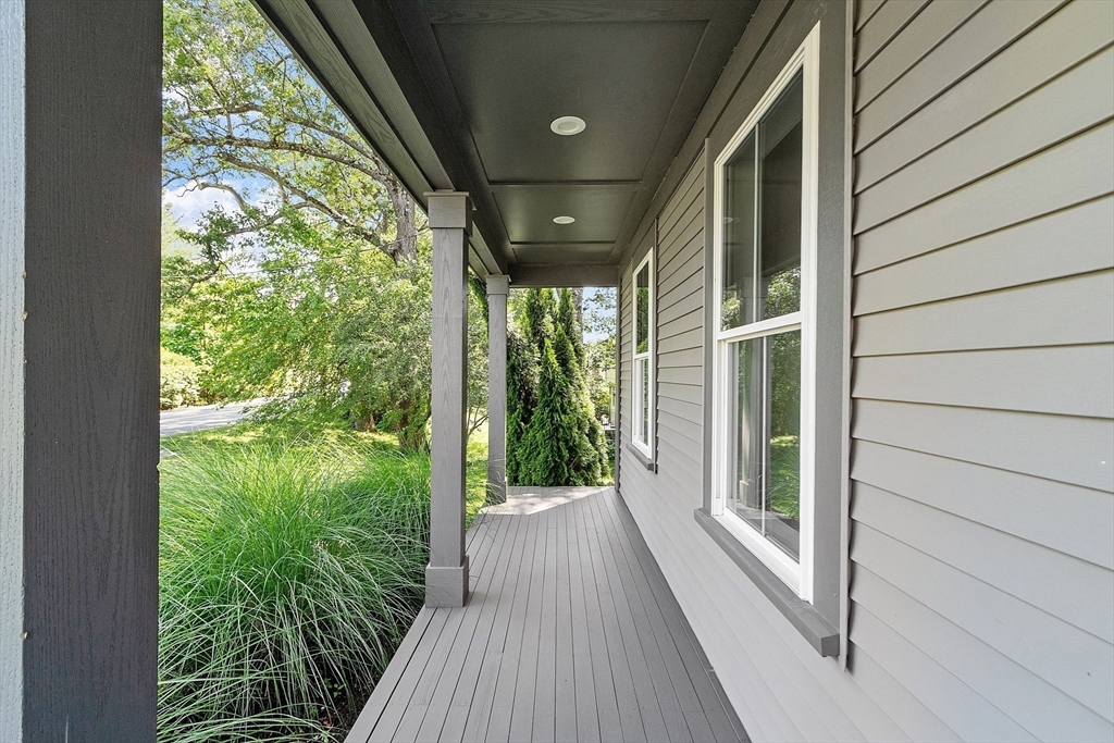 166 Greenwood Road Andover, MA 01810 - Photo 4 of 34 Gallery Image 4