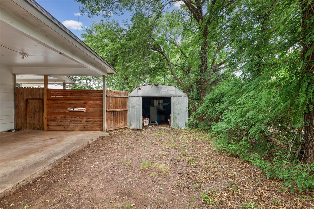 508 Batterson Street Cleburne, TX 76031 - Photo 22 of 28