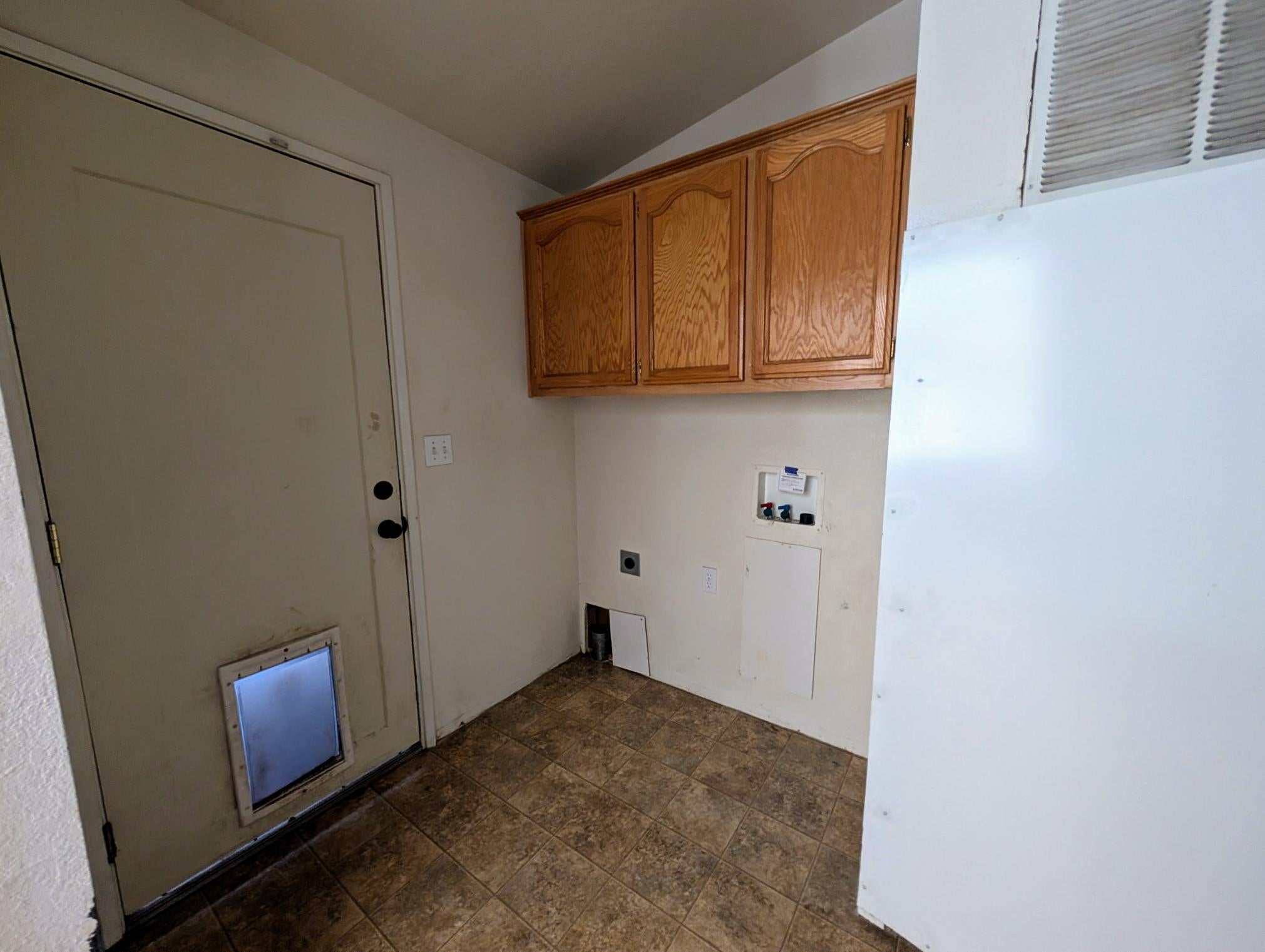 555 Freeman Road, Unit 67 Central Point, OR 97502 - Photo 20 of 39 PXL_20250703_184421152.MP