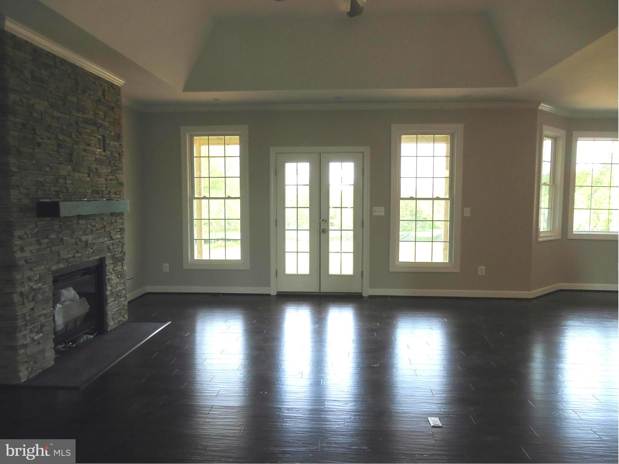 5300 Pond Mountain Road Broad Run, VA 20137 - Photo 13 of 24 Family Room