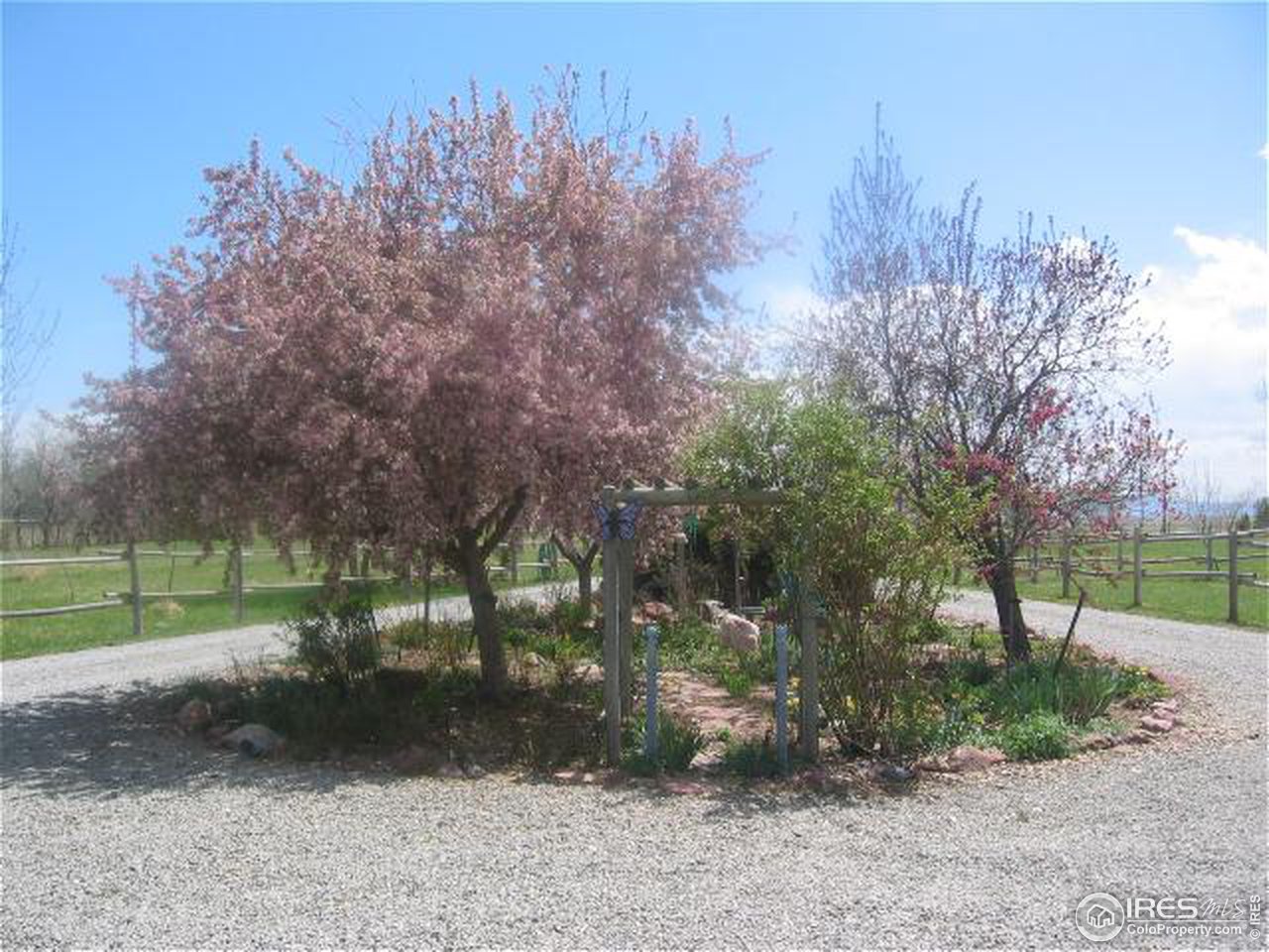 5575 St Vrain Road Longmont, CO 80503 - Photo 2 of 10 a view of a park