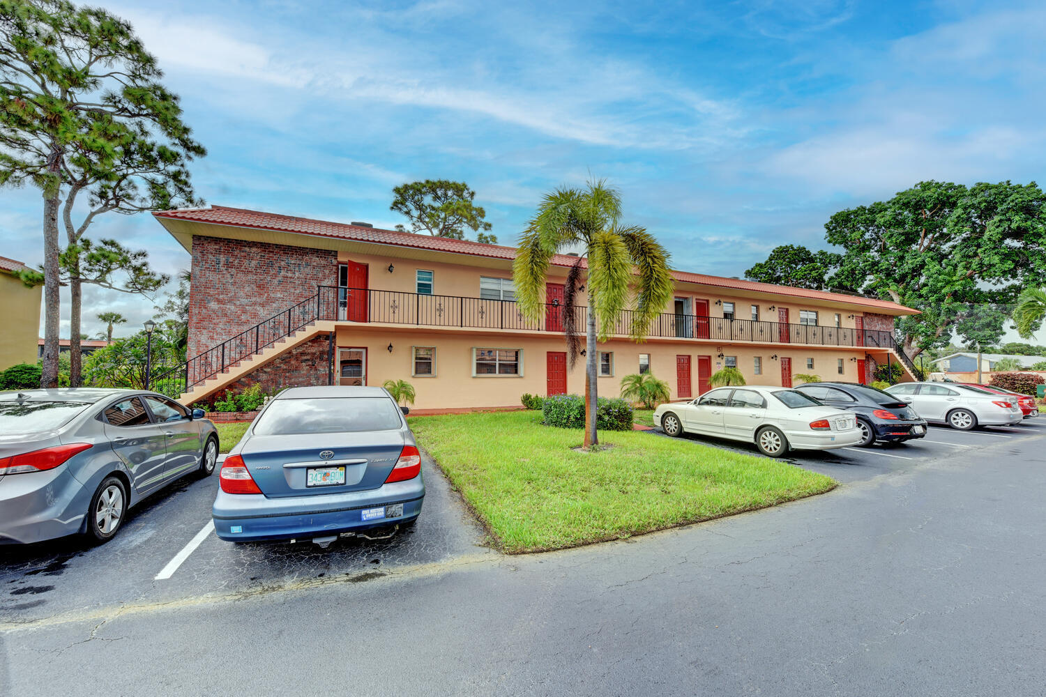 1929 Southwest Palm City Road, Unit 15E Stuart, FL 34994 - Photo 1 of 24 1929 SW Palm City Rd Unit 15 e-large-001