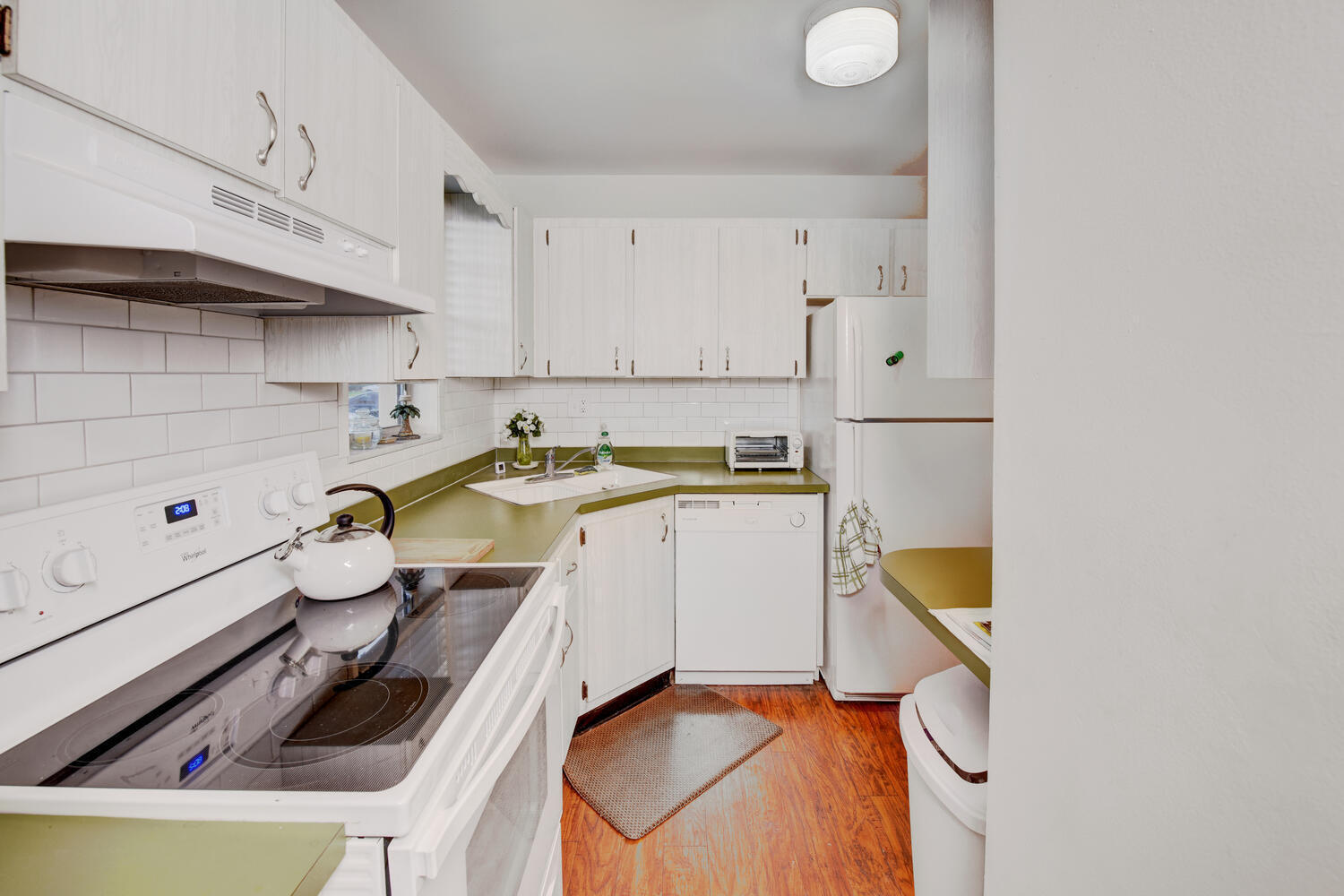 1929 Southwest Palm City Road, Unit 15E Stuart, FL 34994 - Photo 5 of 24 1929 SW Palm City Rd Unit 15 e-large-005