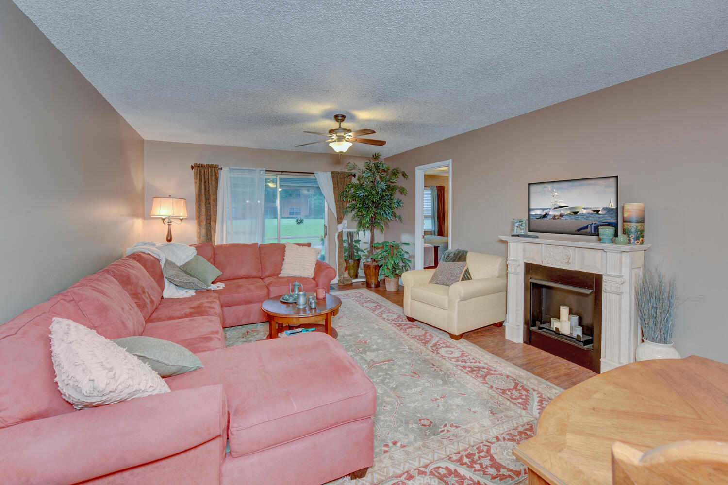 1929 Southwest Palm City Road, Unit 15E Stuart, FL 34994 - Photo 10 of 24 1929 SW Palm City Rd Unit 15 e-large-013