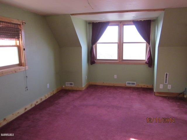 6 Snipe Hollow Road Elizabeth, IL 61028 - Photo 15 of 23 an empty room with a window