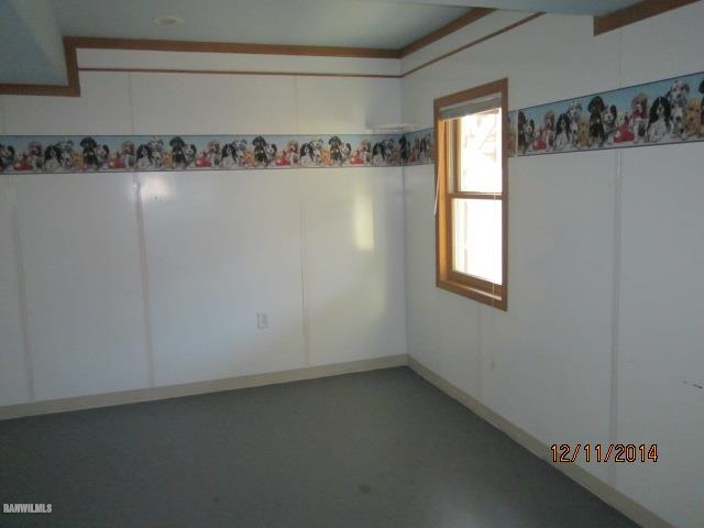 6 Snipe Hollow Road Elizabeth, IL 61028 - Photo 20 of 23 a view of walk in closet with window