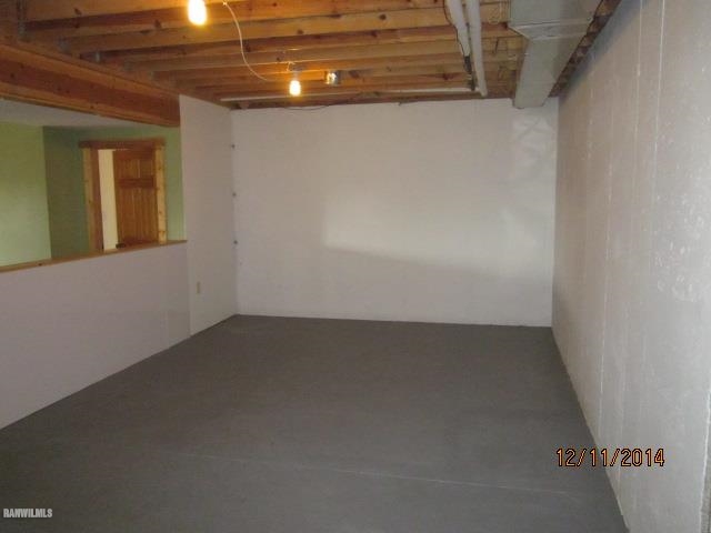 6 Snipe Hollow Road Elizabeth, IL 61028 - Photo 21 of 23 a view of an empty room