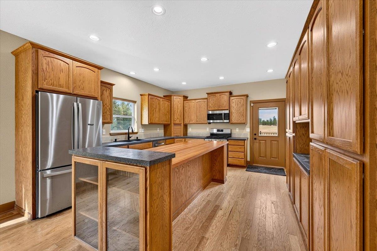 30520 North Cleveland Road Deer Park, WA 99006 - Photo 22 of 50 Gallery Image 22