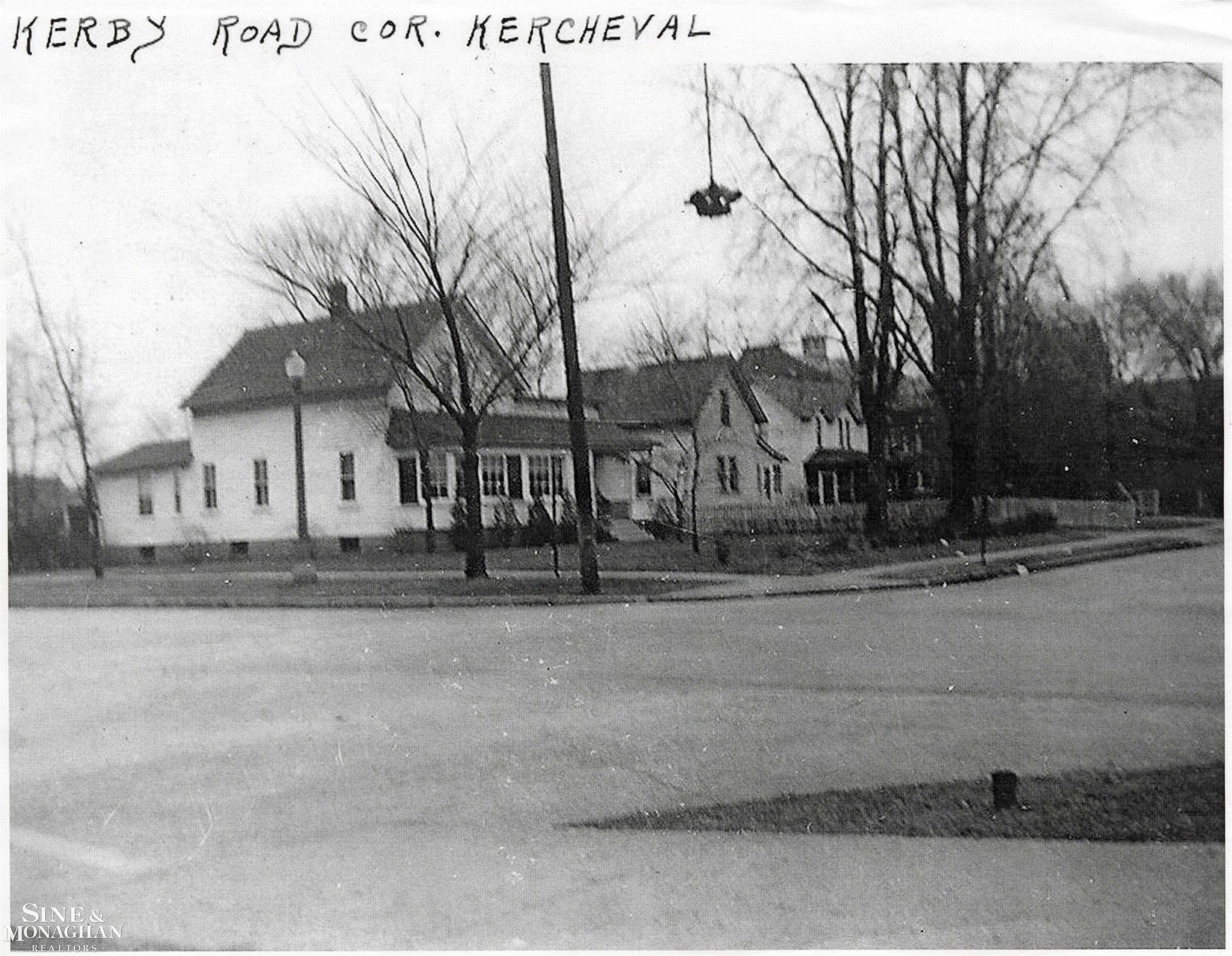 134 Kerby Road Grosse Pointe, MI 48236 - Photo 66 of 69 50213365-607af733-ef2f-47cc-bac6-af4b057a03e2.JPG