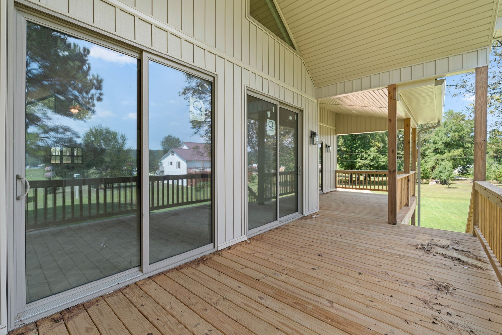 324 Fisherdale Drive Decaturville, TN 38329 - Photo 32 of 36 a balcony with wooden floor