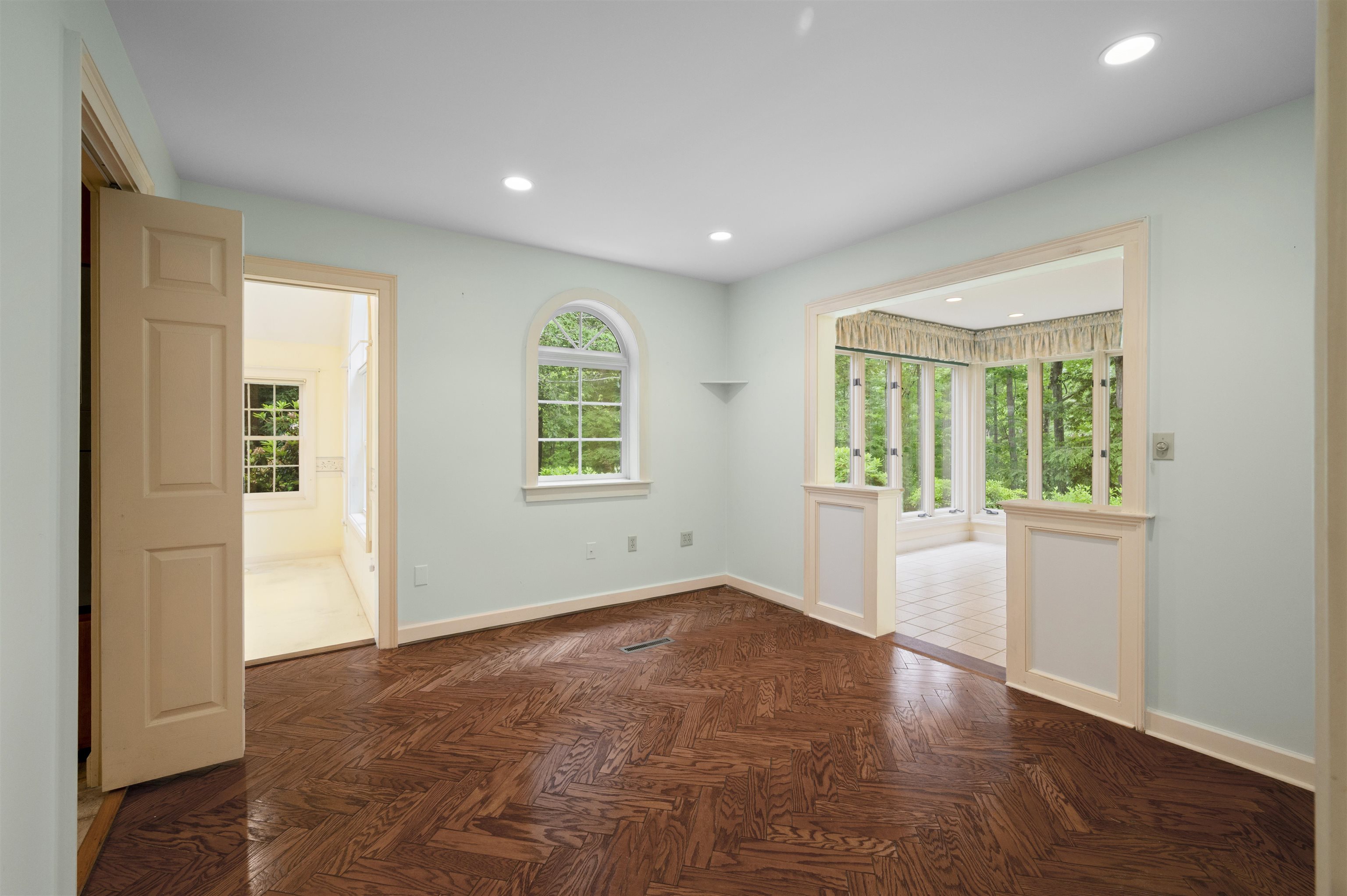 60 Peninsula Drive Stratham, NH 03885 - Photo 15 of 56